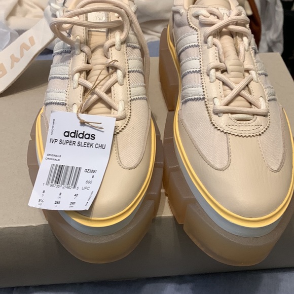 💖Host Pick💖 Ivy Park super sleek chunky - Picture 2 of 6